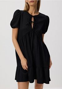 Strukturalna sukienka mini Reserved czarna XQ230-99X