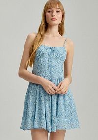 Błękitna sukienka-kombinezon ze wzorem w kwiaty House 508EE-MC2
