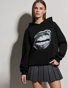 Bluza z kapturem i nadrukiem ust House czarna damska 672EG-99X