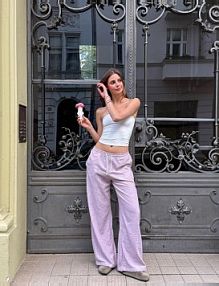 Spodnie w rustykalnym stylu w paski Bershka czerwone damskie