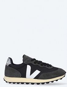 Sneakersy Veja  czarne damskie RB0102367