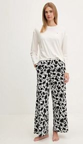 Piżama Tommy Hilfiger  beżowa damska UW0UW06146