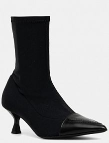 Botki na obcasie Love Moschino  czarne JA21105G0NIM1