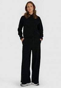 Spodnie dresowe czarne 4F damskie 4FRAW25TTROF1667-20S