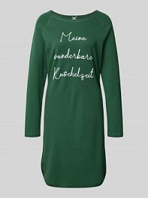 Koszula nocna o kroju regular fit z wyhaftowanym napisem model Kuschelig LOUIS & LOUISA zielona damska EAN NH Oversize mit Kordelsch