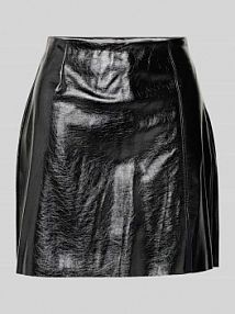 Spódnica mini z imitacji skóry lakierowanej model NELLY Vero Moda czarna EAN 10336631
