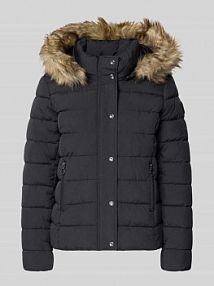 Kurtka pikowana o kroju regular fit z obszyciem ze sztucznego futra model NEWLUNA Only czarna damska EAN 15304778