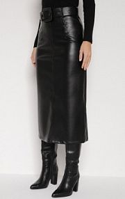 Czarna spódnica Ołówkowa z Imitacji Skóry z Paskiem z Dużą Klamrą Rewedia Born2Be