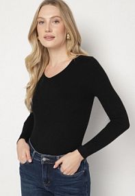 Czarny Dopasowany sweter z Prążkowanej Dzianiny z Bawełną z Dekoltem w Serek Tesma Born2Be damski
