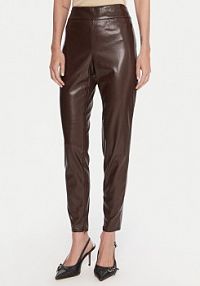 Spodnie skórzane Guess brązowa Z imitacji skóry W4BB18 WGIK0  Slim Fit