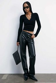 Dopasowany sweterek „ESSENTIAL” z łańcuszkami czarny PATRIZIA PEPE damski