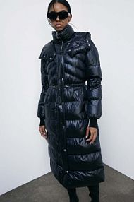 Długa kurtka puchowa z kapturem czarna PATRIZIA PEPE damska