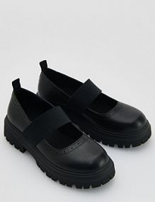 Skórzane mokasyny Reserved czarne damskie 363GG-99X