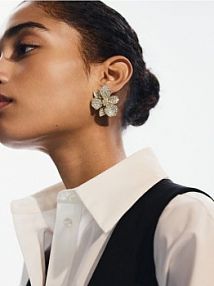 Kolczyki w kształcie kwiatów Reserved złote 572FD-GLD