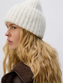 Czapka beanie Reserved biała damska 715FF-01X