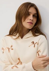 Bluza ze świątecznym motywem Reserved biała damska 719GA-01X