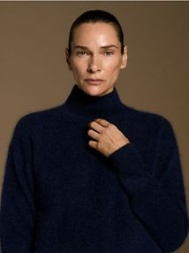 Wełniany golf z dodatkiem kaszmiru Reserved granatowy damski TE803-59X