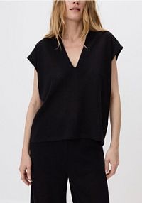 Bluzka z dekoltem V Reserved czarna damska WR200-99X