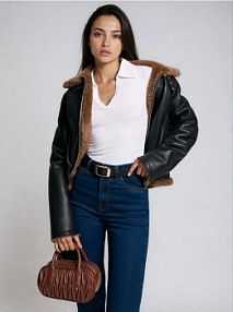 Klasyczny pasek z imitacji skóry ze złotą klamrą Sinsay czarny damski 9689F-99X