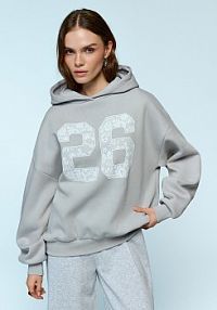 Jasno bluza z kapturem i nadrukiem 26 House szara damska 185GN-09X