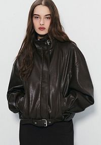 Kurtka bomber ze sztucznej skóry z wysoką stójką House brązowa 378HW-88X