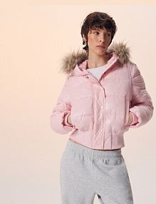 Błyszcząca kurtka puffer z odpinanym futerkiem przy kapturze  House różowa damska 483EW-03X