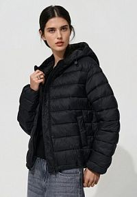Pikowana kurtka przejściowa z kapturem  House czarna damska 686EW-99X