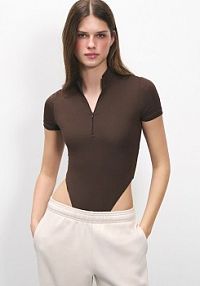 Body ULTRAFLEX z krótkim rękawem i stójką na zamek House brązowe 719GP-88X