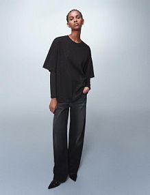 Koszulka oversize z krótkim rękawem i brokatem Bershka czarna damska