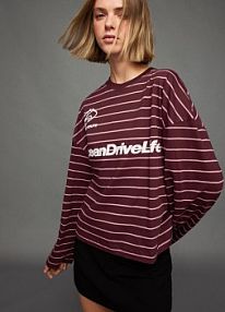 Koszulka oversize z długim rękawem i nadrukiem Bershka czerwona damska