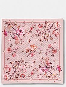 Chusta Guess  różowa AW5479.SIL90