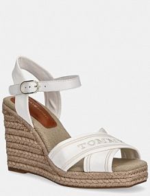 Sandały na obcasie Tommy Hilfiger  beżowe FW0FW08668