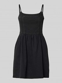 Taliowana sukienka jeansowa z czystej bawełny Model 'JADINE' Levis czarna EAN 5IG0000