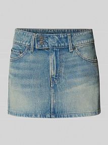 Spódnica jeansowa w stylu used z kieszeniami wpuszczanymi Levis niebieska EAN 3Z70001