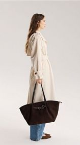 Torebka shopper z imitacji zamszu Reserved brązowa 801FC-89X