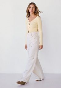 Jeansy wide leg z haftem Reserved białe damskie YF885-01J