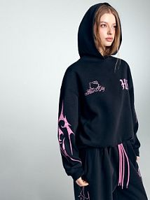 Bluza z kapturem i motywami tribal i Hello Kitty House czarna damska 564IW-99X
