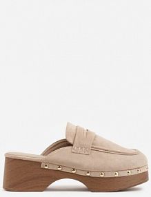 Beżowe klapki Drewniaki o Fasonie Loafersów z Ozdobnymi Nitami Sargita ideal