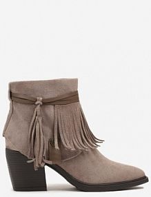 Beżowe Botki kowbojki na Stożku Ozdobione Frędzlami Umvila c'm paris