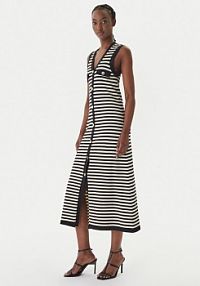 Sukienka dzianinowa LOLA CASADEMUNT czarna MS2616002  Regular Fit