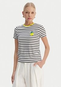 T-shirt ONLY biały damski Heart 15318959  Regular Fit