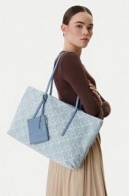 Torebka shopperka Calvin Klein niebieska Emblem Aop Denim Tote W/ Pouch LV04F3428G